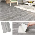 Livelynine 16 Dalles Revetement Adhesif Sol Salle de Bain Imperméable Lame PVC Adhesive Bois Gris 90cm x 15cm Papier Peint Adhesif Mural Gris Sticker pour Sol Cuisine Parquet Adhesif Sol Salon Cuisine