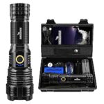 Shadowhawk Lampe Torche LED Ultra Puissante, 15000 Lumens Lampe De Poche Rechargeable, XHP70.2 Lampe Tactique, Flashlight IP67 Étanche 5 Modes pour Camping Randonnée Urgence(Avec batterie)