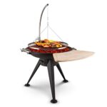 blumfeldt Delion - Grill Suspendu, Pivotant, en Acier, Brasero, 70 cm de diamètre, Pieds Extra Longs, Crochets de sécurité, Surface de Cuisson avec Rebord - Noir