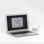 2014 Apple MacBook Air avec 1.4GHz Core i5 (4GB RAM, 128GB SSD) Argent (Reconditionné)