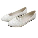 HolibannaChaussures de Mariée en Dentelle Blanche Femmes Chaussures Plates de Mariage Glisser sur des Chaussures de Ballerines en Dentelle Synthétique