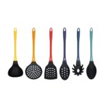 MasterChef Ustensiles de Cuisine, Accessoire Antiadhésive Anti-Rayures et Résistante à la Chaleur Pattiserrie a Coffret Culinaire, Multicolores Rateau a Crepe, Louche, Cuillères, Spatules et Palettes