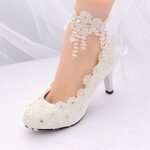 OKGDOKGD Chaussures de Mariage de mariée Blanche Chaussures de mariée Femme Chaussures de mariée à Talons Hauts Talons Femmes Chaussures Pompe Talons 4,5/8 cm de Taille de Grande Taille-White 4.5cm,5
