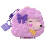 Polly Pocket Coffret Toilettage Caniche avec 2 Figurines, 12 Accessoires, 2 Accessoires Qui Changent De Couleur, Jeu D’Eau, Jouet Enfant, Dès 3 Ans, HKV35