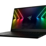 Razer Blade 15 Advanced Model - PC Portable Gaming 15.6, UHD 144Hz - i9 - NVIDIA GeForce RTX 3080 Ti, 32GB DDR5, 1TB - Clavier AZERTY - Chroma RGB Noir
