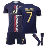 AZISENMaillot Kits de Football 22/23, Soccer Jersey Vêtements de Football Formation Shirt et Short avec Chaussette Football Maillots de Sport Homme Ensemble de Maillots Garçon