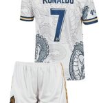 TayveirdMadrid, Ronaldo, Vini Jr, Arda Guler, Maillot Enfant Dragon Football Blanc foncé, Conception spéciale, Football, édition limitée, livré avec Un Short. (Tailles Enfants 4-13 Ans)
